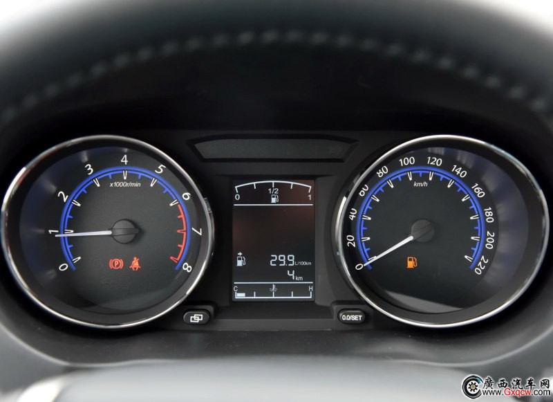 LS500܇ D