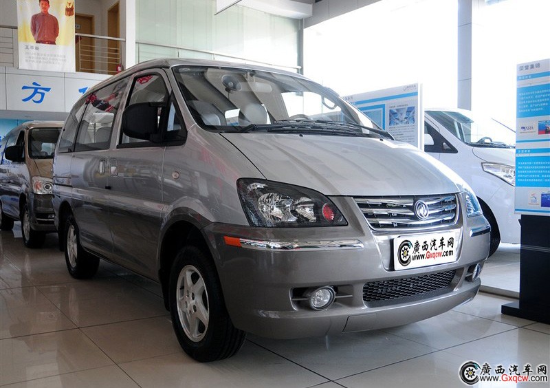 菱智車型 外觀圖