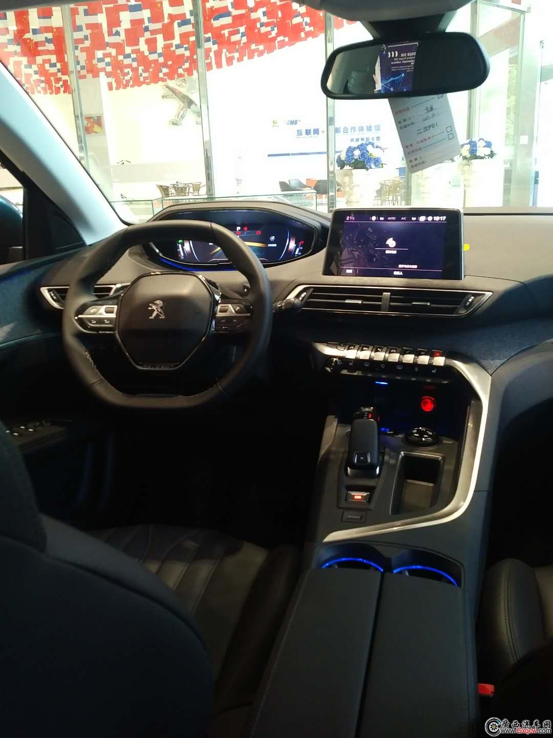 標(biāo)致5008車型 內(nèi)飾圖