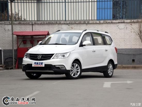 上汽通用五菱 寶駿730 2014款 1.5L 手動舒適ESP版 7座